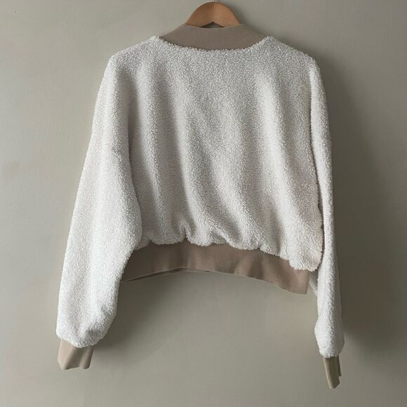 Fabletics Malia Cropped Polar Fleece Pullover Sweatshirt Tan Cream Teddy size L - Picture 4 of 6